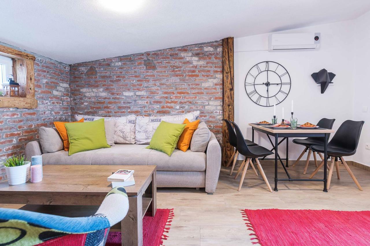 Haus Rustica Villa Pula Bagian luar foto