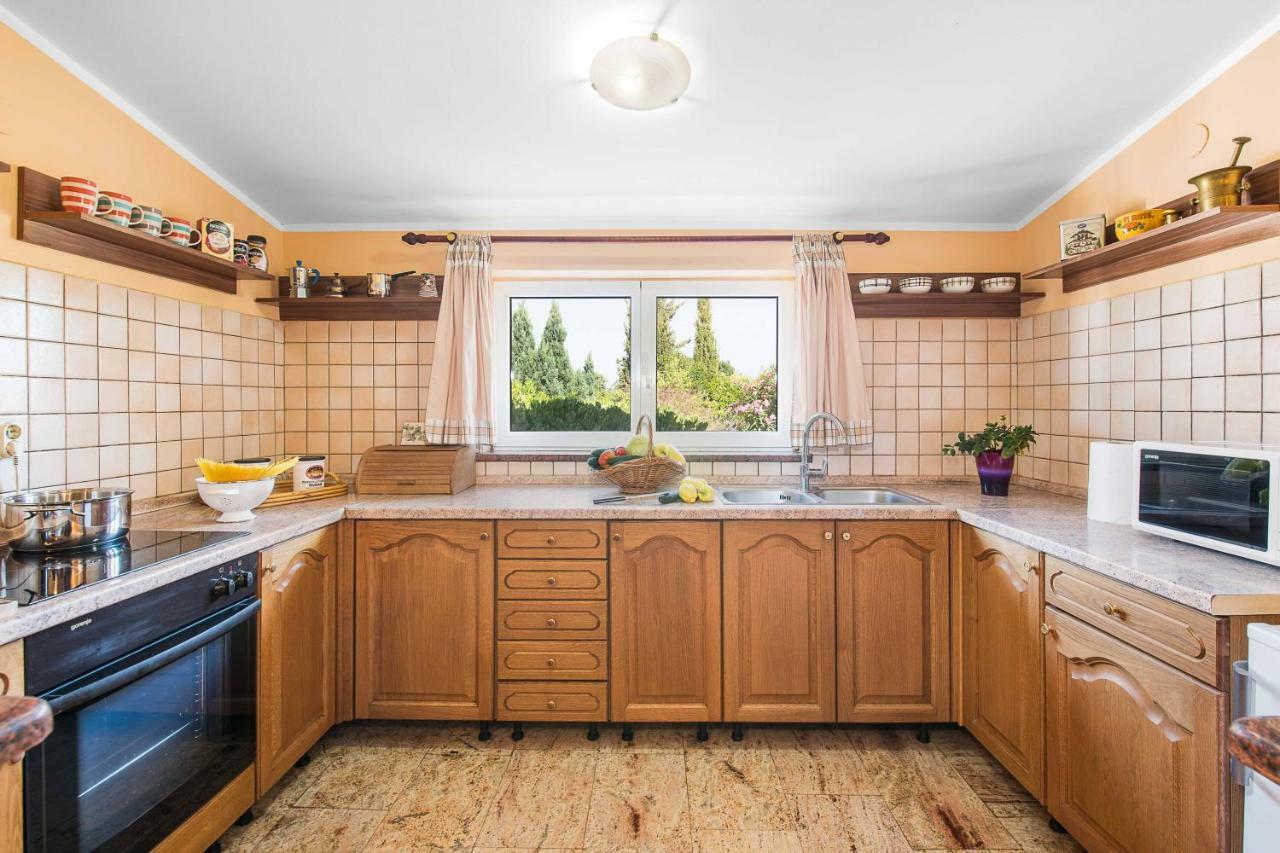 Haus Rustica Villa Pula Bagian luar foto